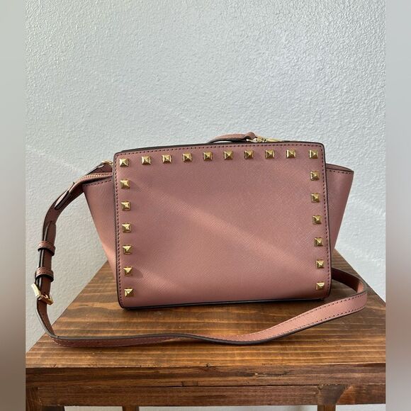 NWOT **Michael Kors Medium Stud Selma Messenger Cross Body Dusty Rose - Picture 4 of 10